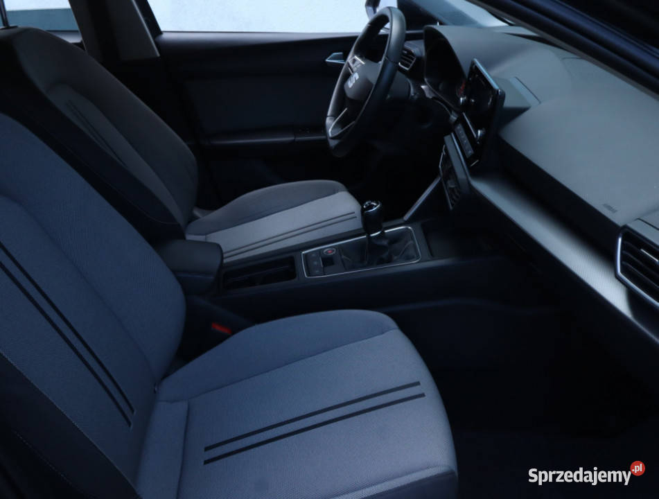 Seat Leon 15 TSI niebieski Leon Piaseczno