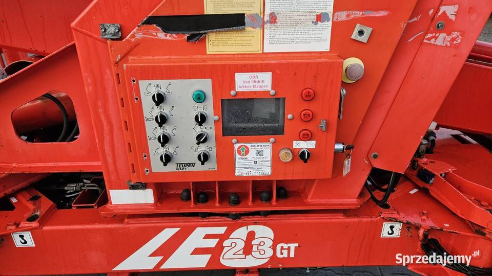 Gąsienicowy podnośnik koszowy Teupen LEO 23GT Sochaczew