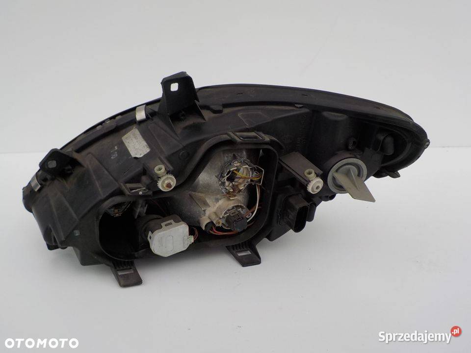 REFLEKTOR PRAWY MERCEDES W639 A63982000261 Nowy Tomyśl sprzedam