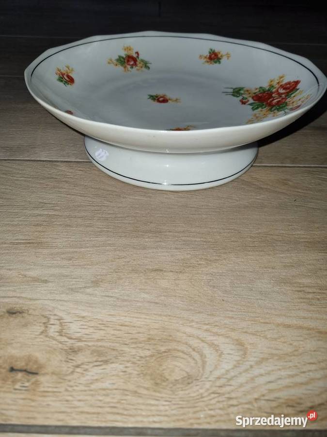 Patera na nózce na owoce słodycze