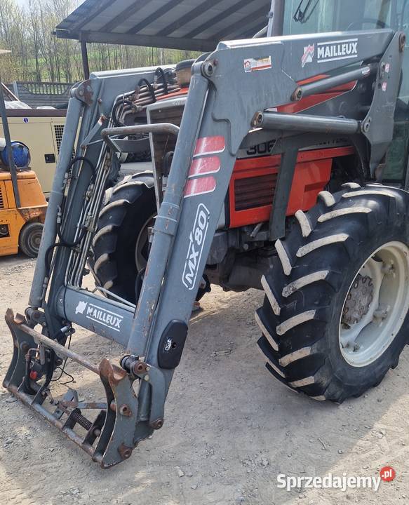 Ładowacz Tur Mailleux do Massey Ferguson 3050 nieuszkodzony Łapczyca