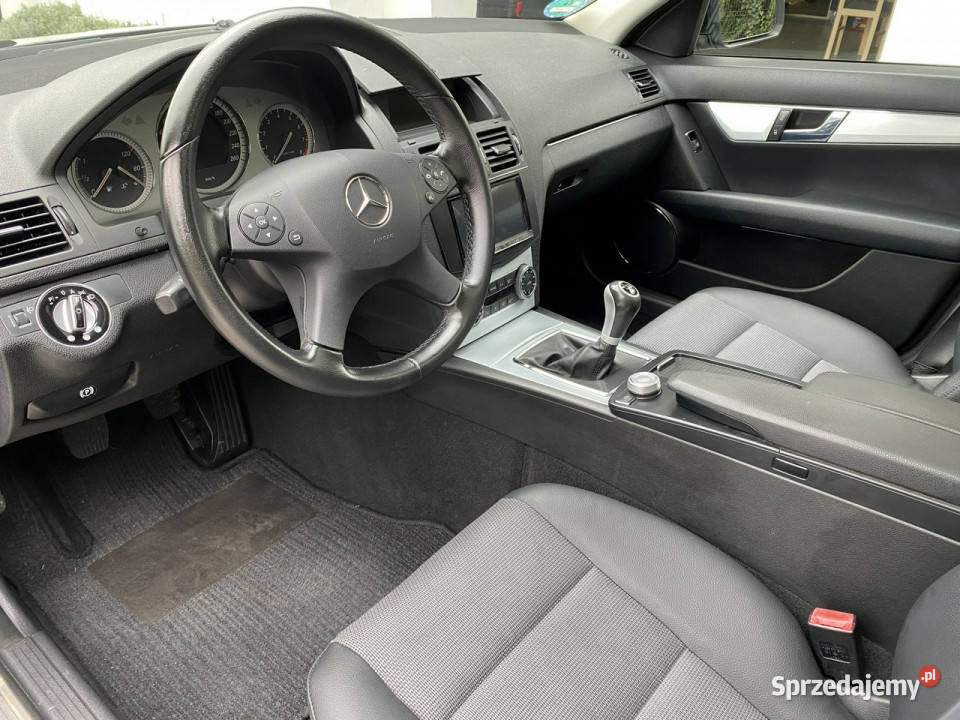 Mercedes C 180 zadbana 100 oryginalny przebieg autoalarm Poznań sprzedam
