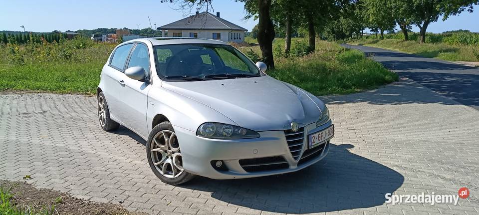 Alfa Romeo 147 16 105 benzyna 2010 benzyna Brodnica sprzedam