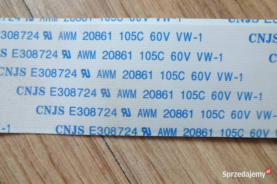 Taśma BN9617116L łączy płytę gł z TCONem w TV