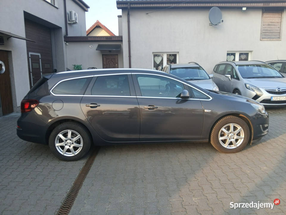 Opel Astra 16 CTDI alufelgi klimatronik navi czujnik parkowania Gryfino