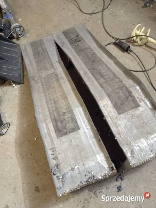 Najazdy garażowe aluminiowe samochodowe Kamień