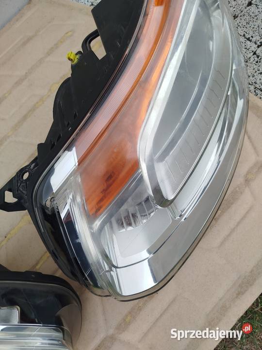 Lampa prawa lewa przód komplet lamp Citroen C3 Sokołów Podlaski