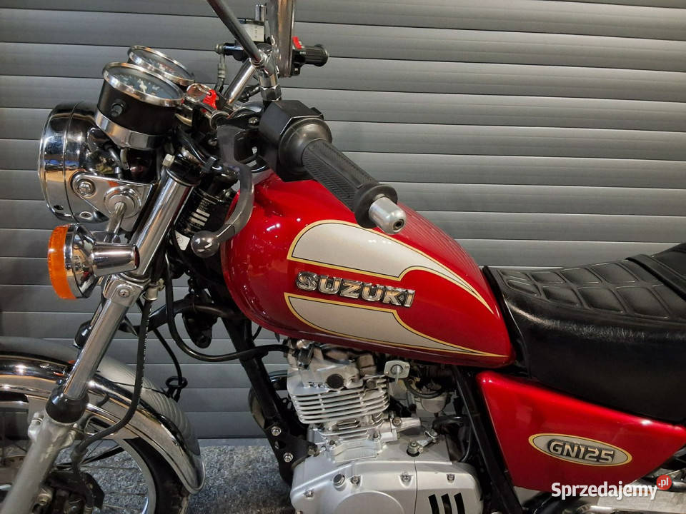 Suzuki GN SUZUKI GN 125 zadbany żywy kolor raty Stare Miasto