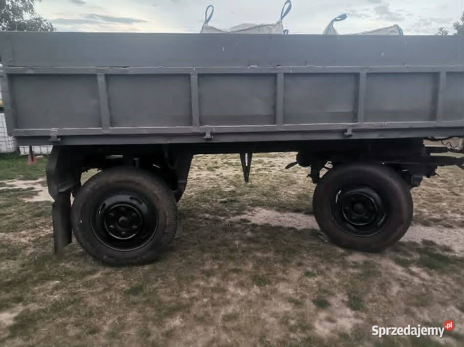 Sprzedam przyczepę Feliksów