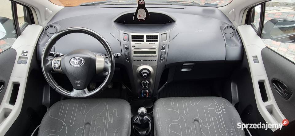 TOYOTA YARIS LIFT 5 DRZWI 1 WŁ 13 VVTi 101 6 Tarnów
