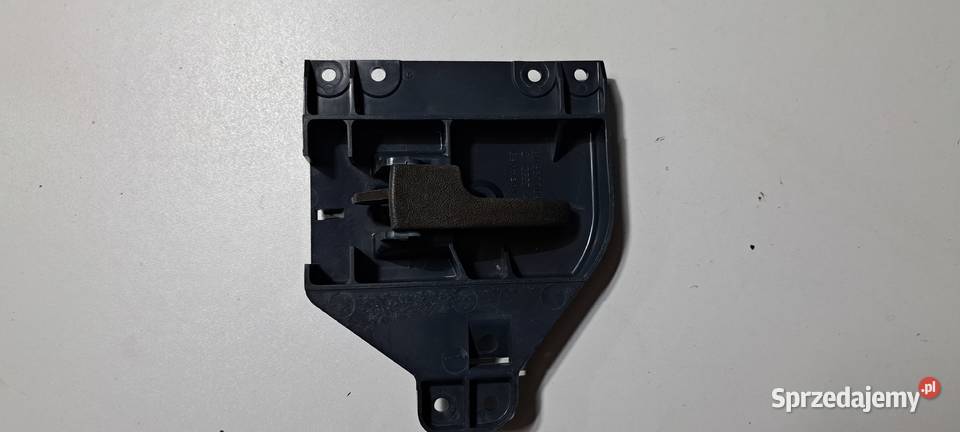 Klamka wewnętrzna tylna lewa 811837709 Audi 80 Luzino