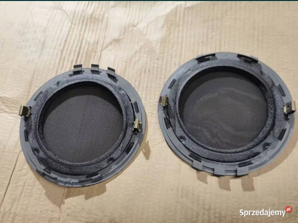 Maskownice głośników tylnych BMW E34 kombi Żory
