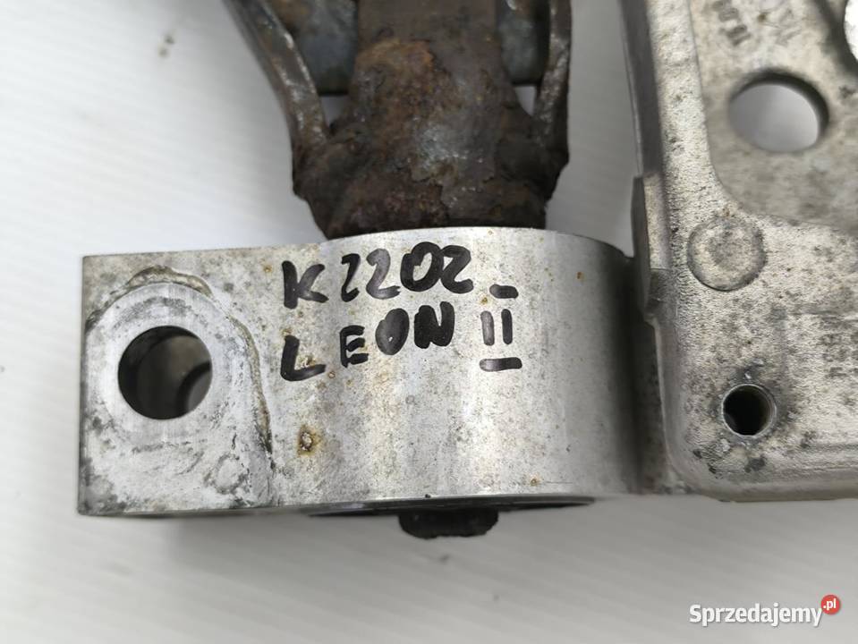 WSPORNIK WAHACZ LEWY SEAT LEON II 18 TSI 160 osobowe