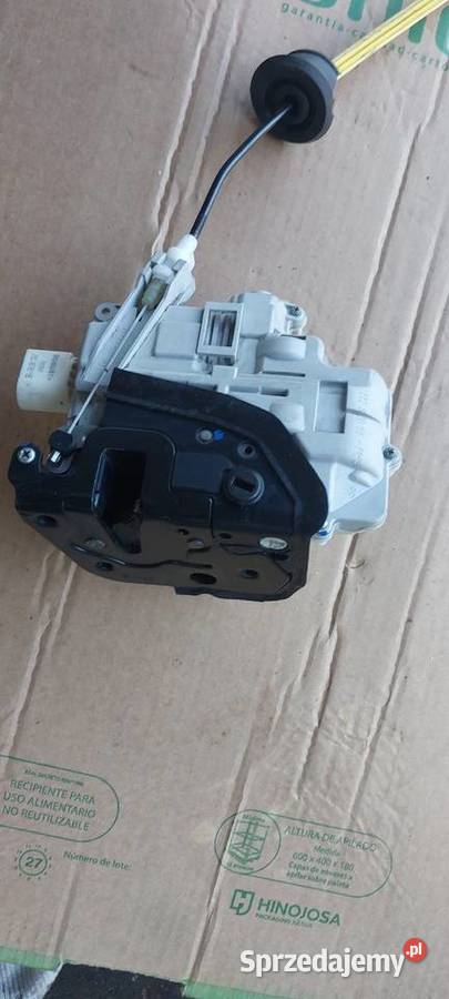 Zamek drzwi prawy tył AUDI A6 L8 7PIN Szczecin