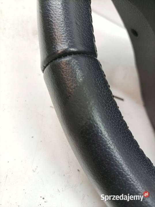 KIEROWNICA MULTIFUNKCJA E16 E17 18 SKÓRZANA