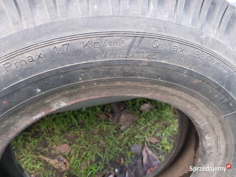 Trabantprzyczepka2 nowe opony z DDR 13 Opony