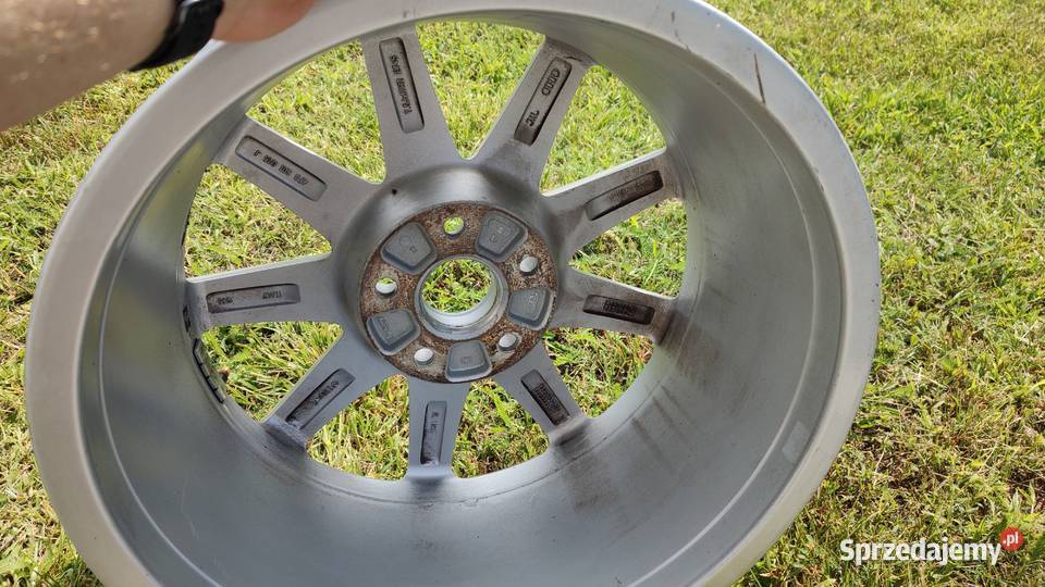 Felgi R17 orginał audi A6 C6 5x112 Małec