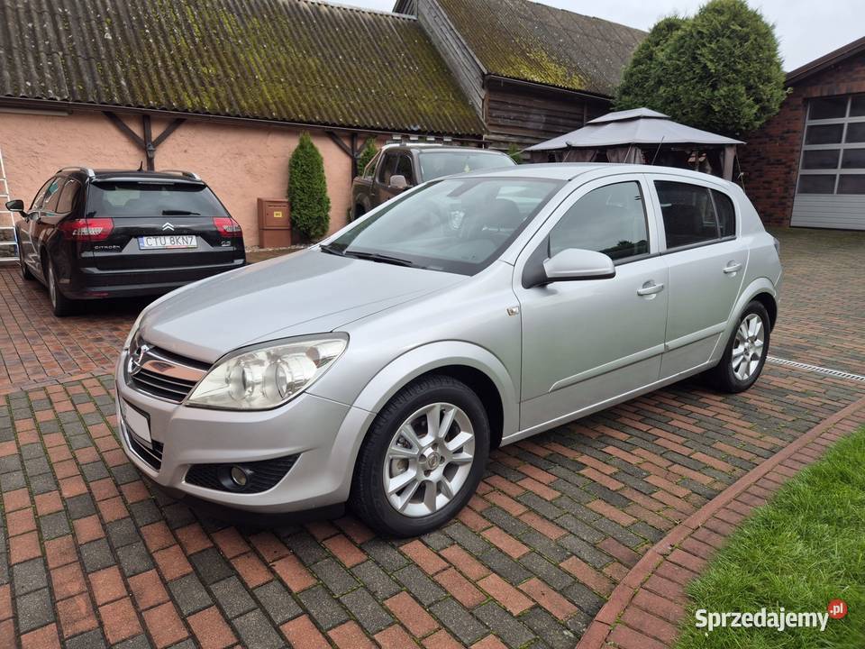Opel Astra H 16 benzyna zadbana mały przebieg 2x Śliwice sprzedam