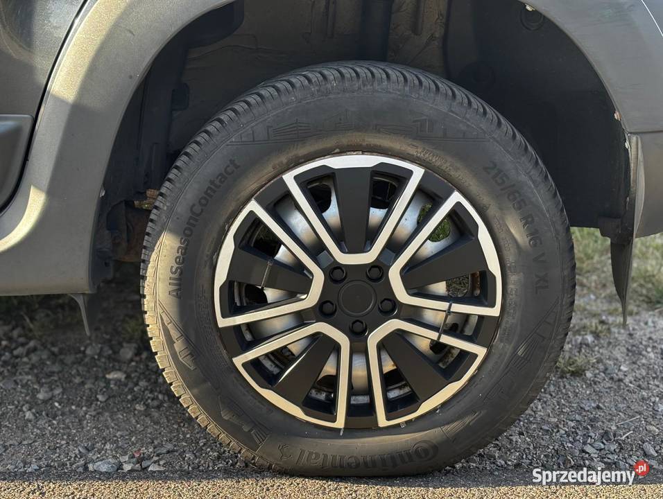 Dacia Duster r 2015 15 dCi 90 długie opłaty