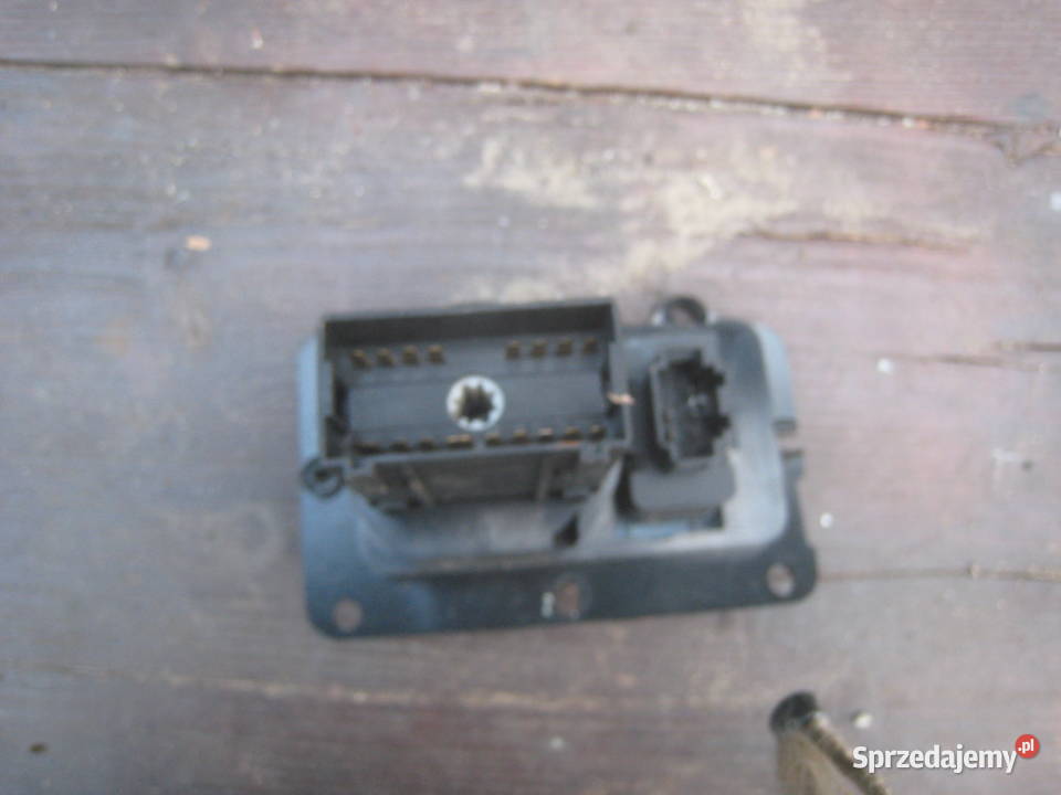 Przełącznik włącznik świateł Skoda Fabia I 9907 Rok produkcji 2005 Kraków