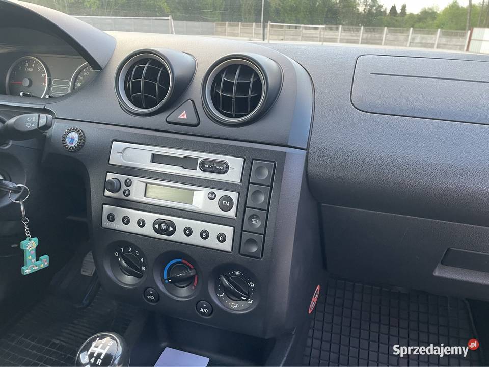 Ford Fiesta MK6 2004r 14 benzyna Hatchback Łódź