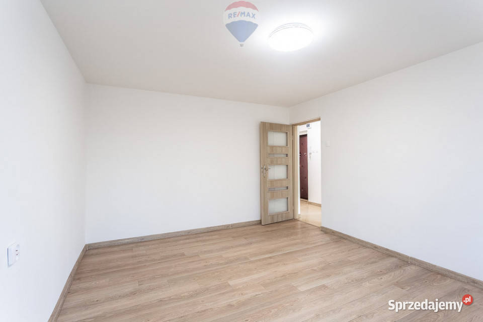 Odnowione 42 m Bałuty balkon centrum Rok budowy 1967 łódzkie Łódź