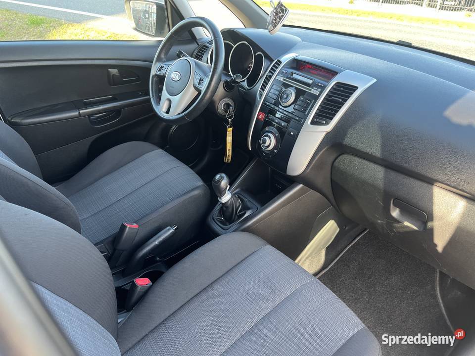 Kia Venga 14 benzyna 90 hak klimatyzacja 1