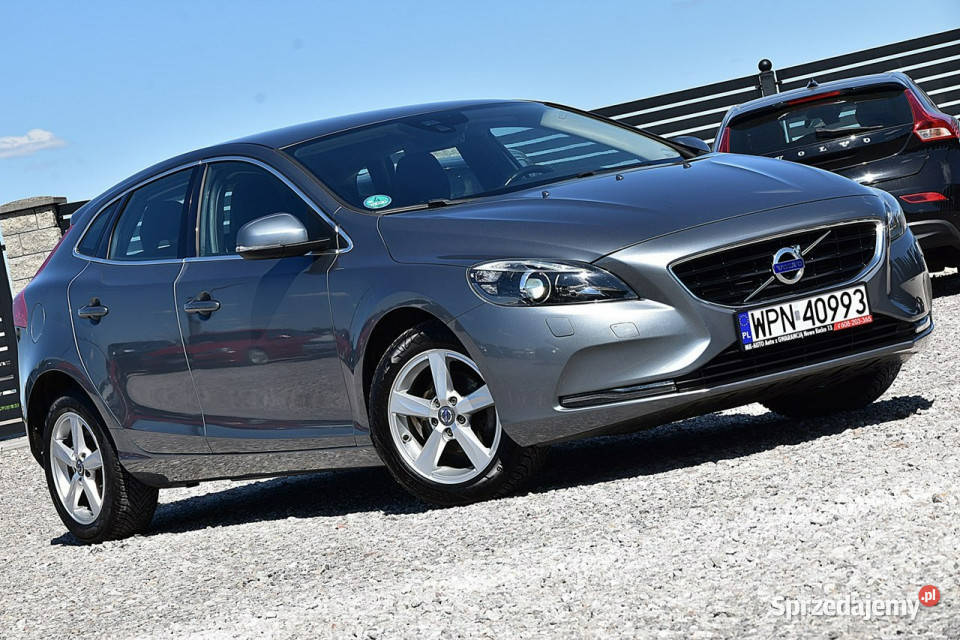 Volvo V40 20D2 120 Półskóra Ogrzpos Led Navi Nowe Kucice