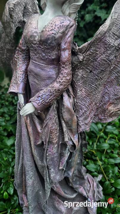 Anioł w fioletowej opalizującej kolorystyce Zamość