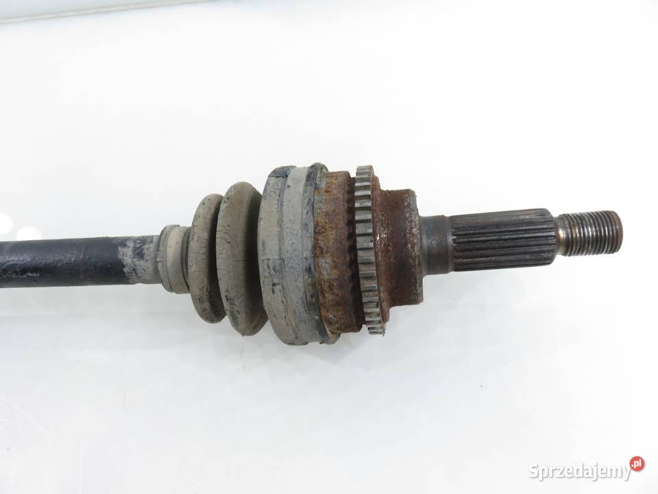 PÓŁOŚ PRAWA TYLNA SUZUKI SWIFT III 13 4x4 małopolskie