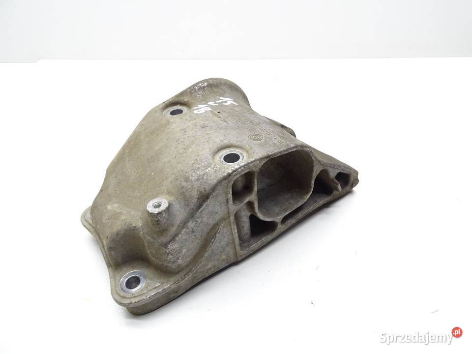 ŁAPA MOCOWANIE PODPORA PÓŁOSI A2702230138 16 CGI małopolskie
