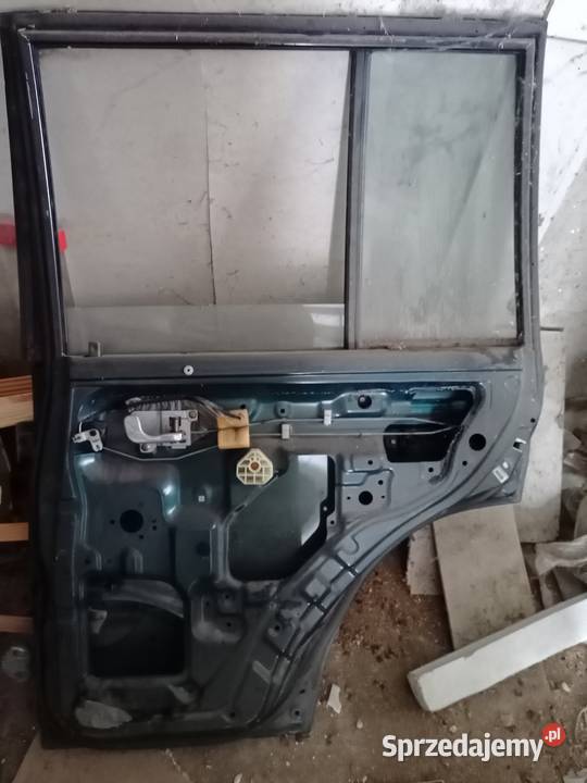 Pajero 2 części karoserii Koskowice sprzedam