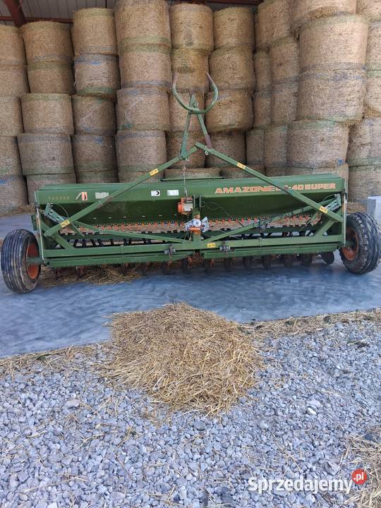 Siewnik Talerzowy Amazone d8 4m sprzedam