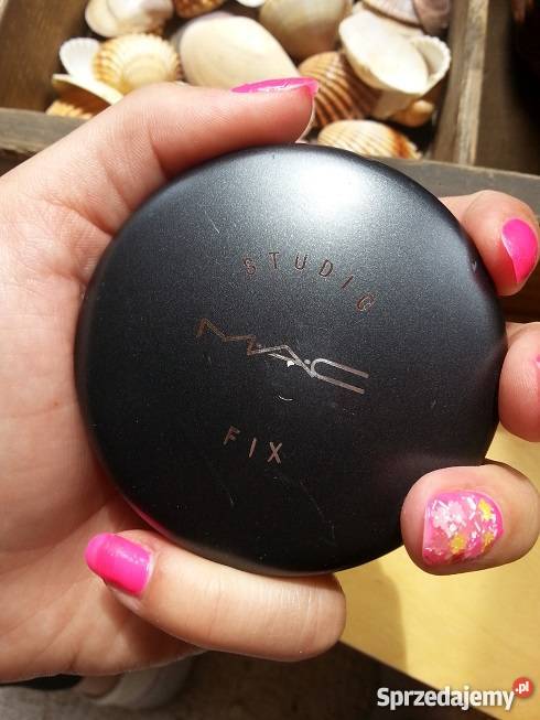 Puder MAC studio fix NC25 Jelenia Góra
