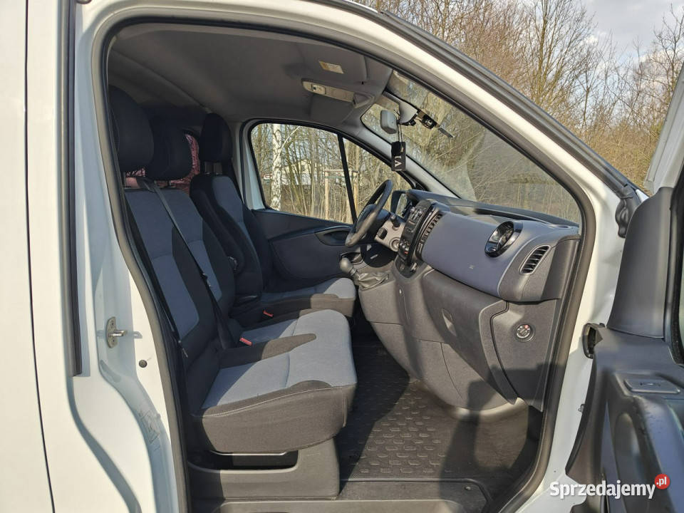 Opel Vivaro 9 osobowy II 20142019