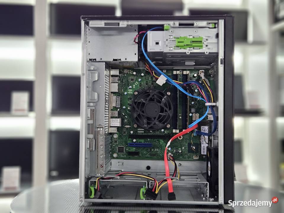 Komputer Fujitsu Esprimo P758 Tower i58400 16GB Piaseczno