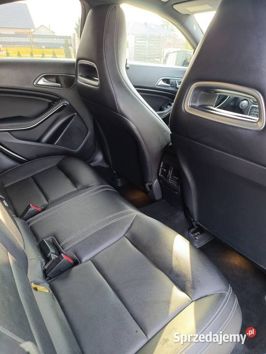 Mercedes CLA 250 benzyna 4 matic Kielno sprzedam