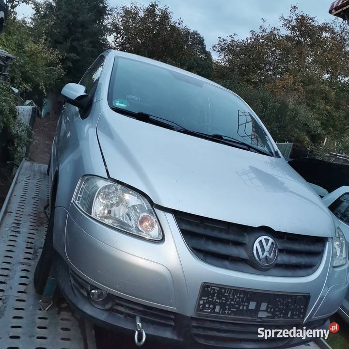 Volkswagen Fox ma części osobowe Części samochodowe Gubin sprzedam