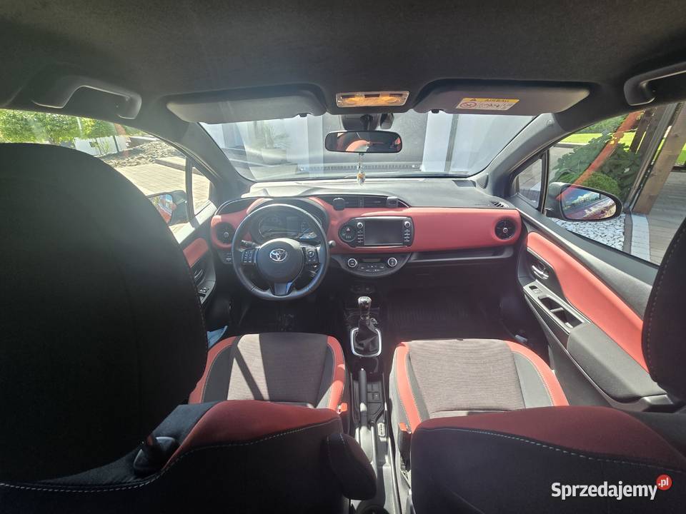 TOYOTA YARIS 15 SELECTION sprzedaje osoba Wieliczka