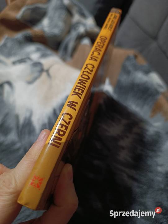 Operacja Człowiek w Czerni Jorn Lier Horst Książki dla dzieci Poznań sprzedam