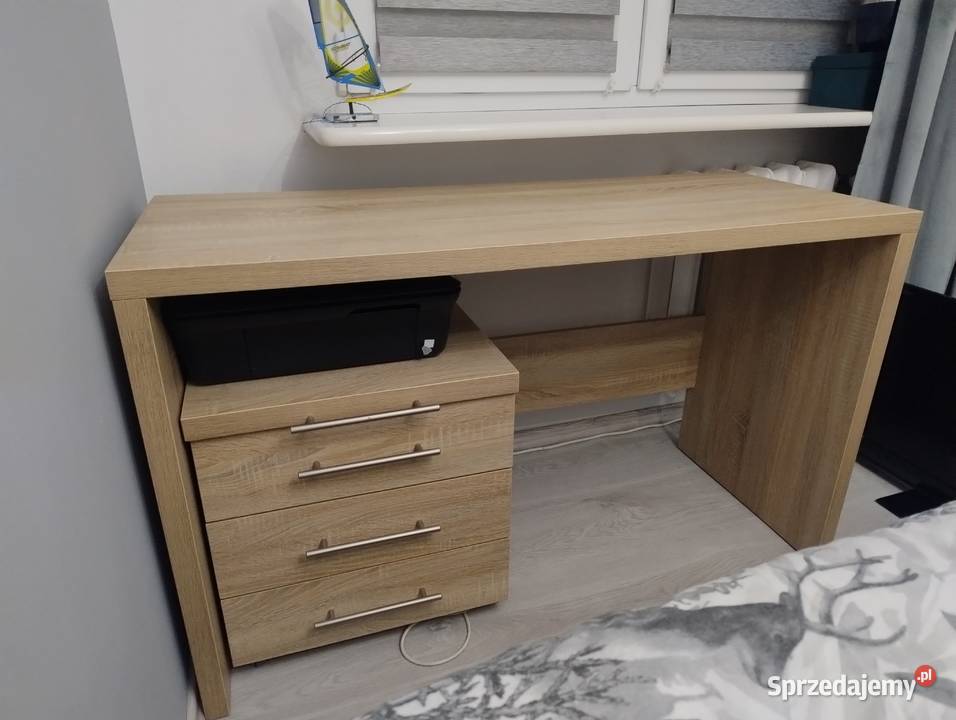 Drewniane biurko z kontenerkiem Sosnowiec