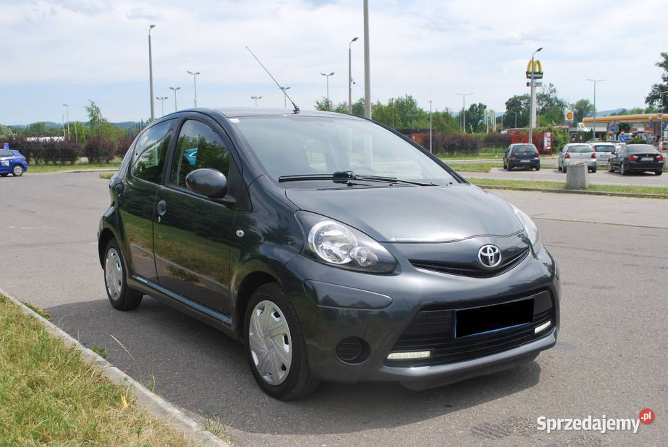 Toyota Aygo 10 benzyna 68 Klima Elektryczne Nowy Sącz