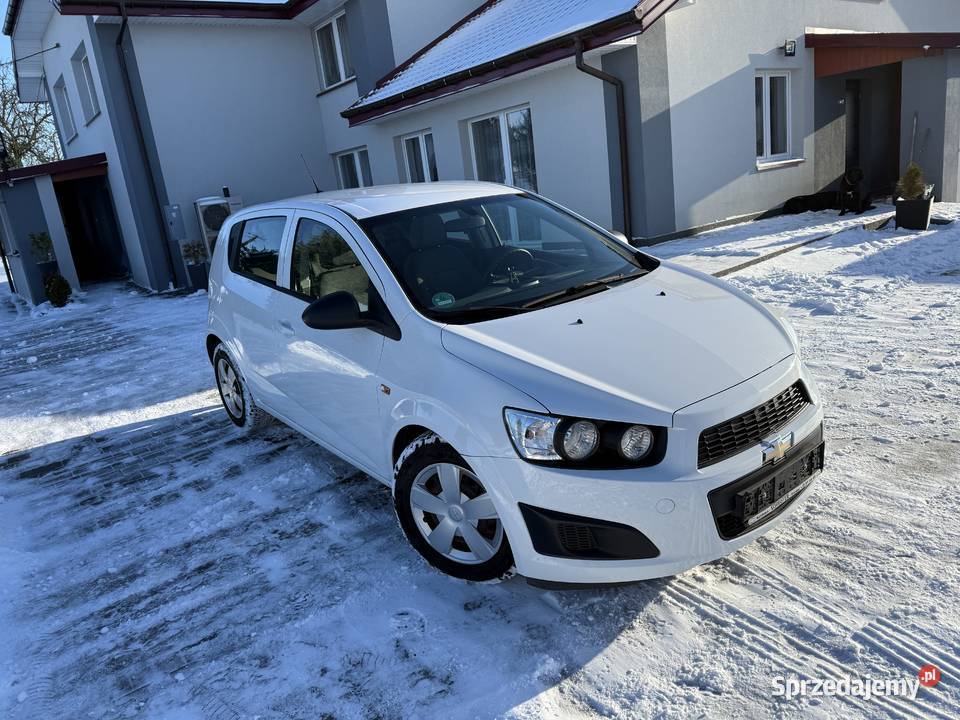 Chevrolet Aveo 2012 Niski przebieg Brudzeń Duży sprzedam