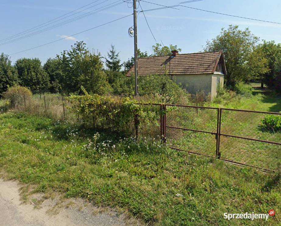Sprzedam działkę z zabudowaniami Linów