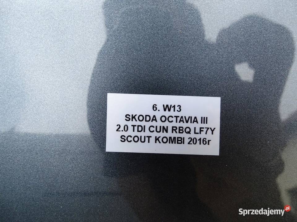 DRZWI PRAWY TYŁ PRAWE TYLNE LF7Y SKODA OCTAVIA osobowe