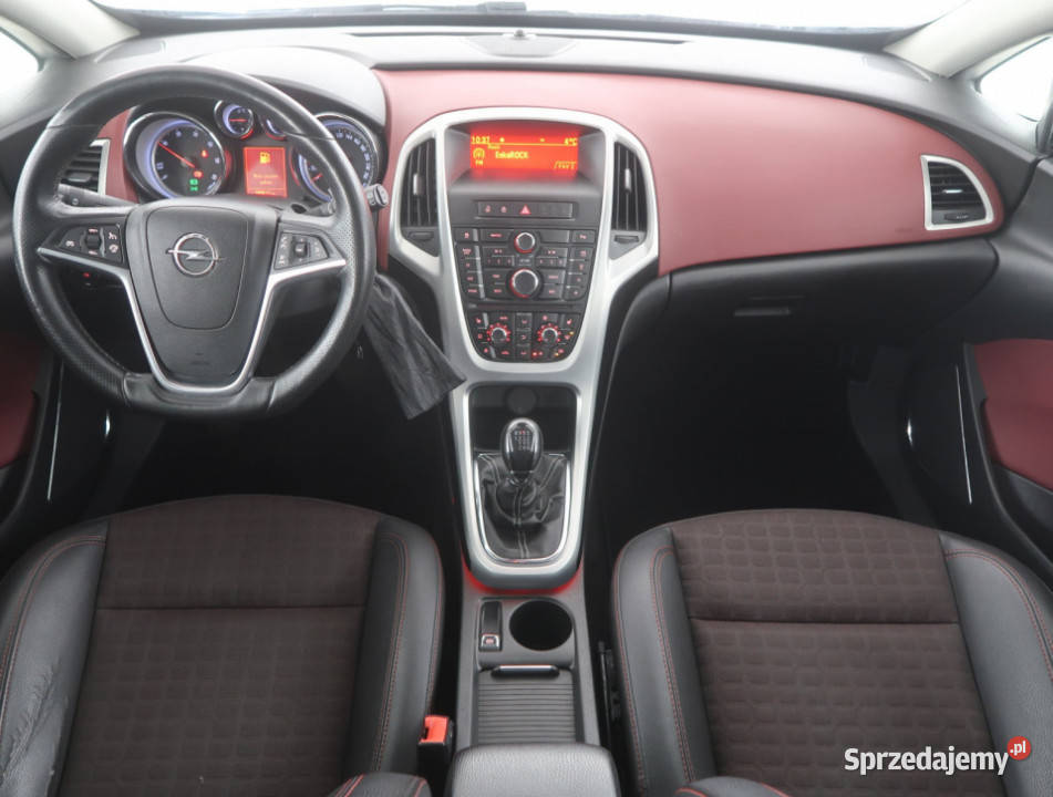 Opel Astra 20 CDTI wielofunkcyjna kierownica Motoryzacja Bielany Wrocławskie
