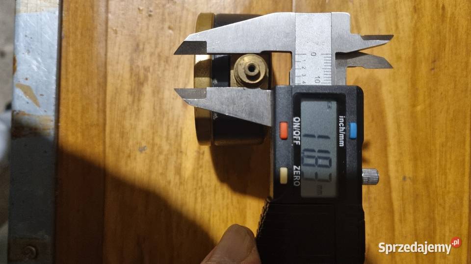 Manometr ciśnieniowy MERAKFM S7 sprzedam