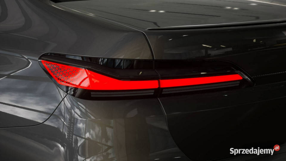 BMW 740 BMW 740d xDrive Limuzyna G702022 Łódź sprzedam