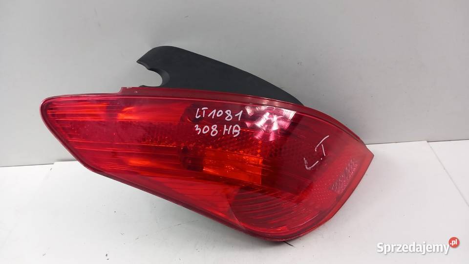 PEUGEOT 308 T7 HB LAMPA TYŁ LEWY osobowe wielkopolskie Zbierkowo