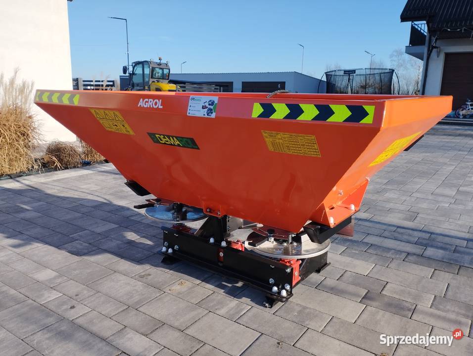 Rozsiewacz dwutalerzowy 40060080010001200L DOWÓZ Frąca